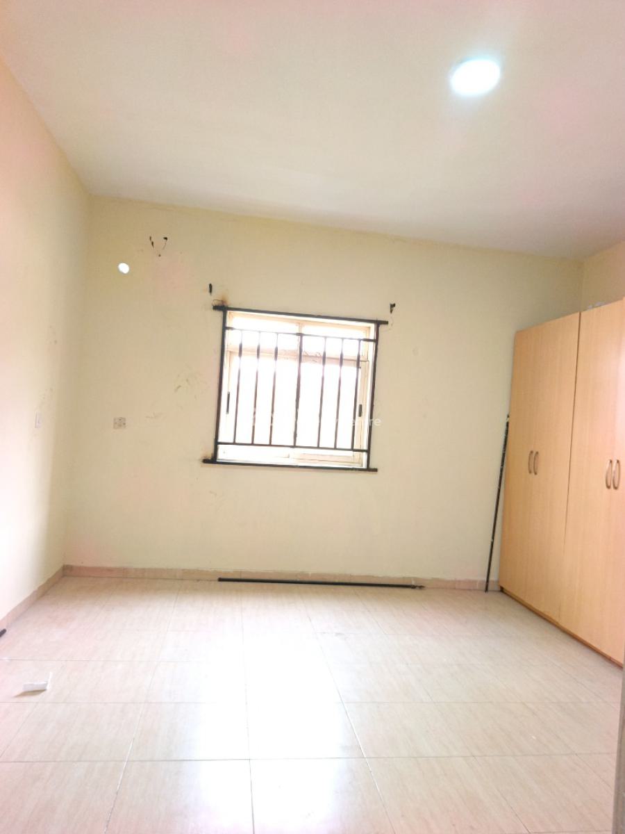 Smart Spacious 3 Bedrooms Apartment in Very Good Estate., in Good Estate at Ikota Lekki Lagos., Ikota, Lekki, Lagos, Flat / Apartment for Rent