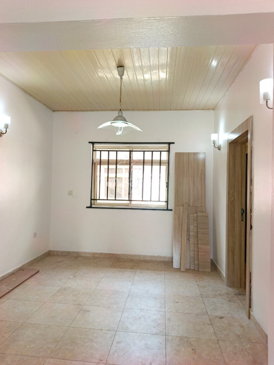 Smart Spacious 3 Bedrooms Apartment Upstairs in Very Good Estate., in Good Estate at Ikota Lekki Lagos., Ikota, Lekki, Lagos, Flat / Apartment for Rent