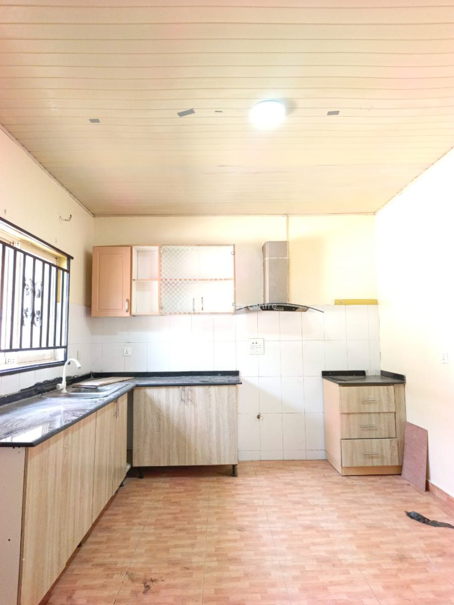 Smart Spacious 3 Bedrooms Apartment Upstairs in Very Good Estate., in Good Estate at Ikota Lekki Lagos., Ikota, Lekki, Lagos, Flat / Apartment for Rent