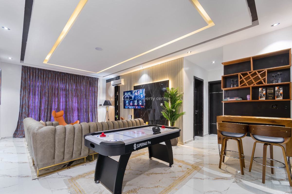 Luxury 2 Apartment with Swimming Pool, Gym and Air Hockey, Jasmine Court Phase 1, Ilasan New Road, Ikate Elegushi, Lekki, Lagos, Flat / Apartment Short Let
