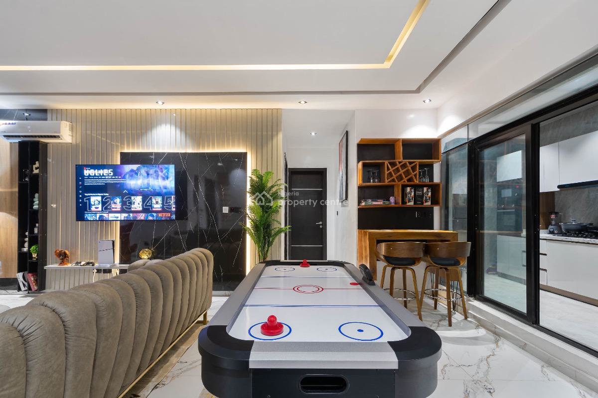 Luxury 2 Apartment with Swimming Pool, Gym and Air Hockey, Jasmine Court Phase 1, Ilasan New Road, Ikate Elegushi, Lekki, Lagos, Flat / Apartment Short Let