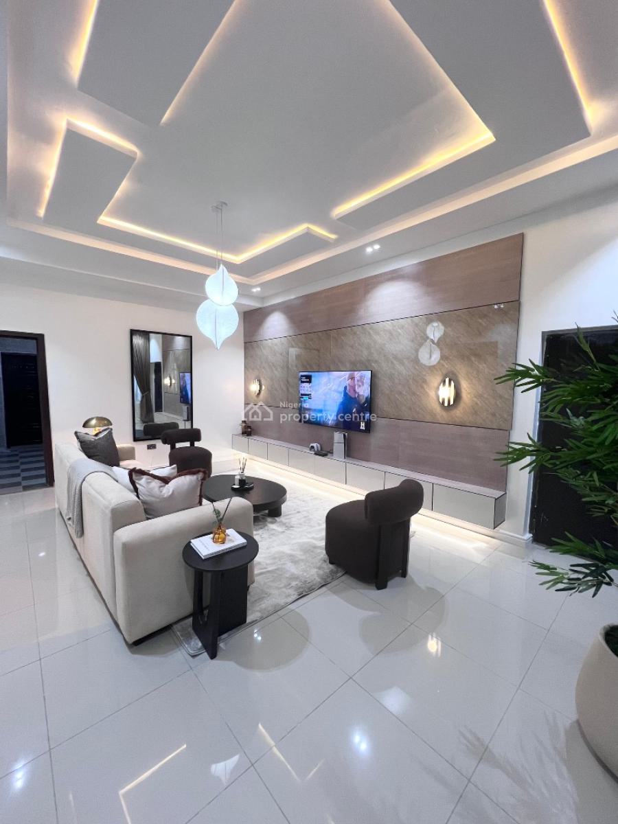 Luxury Two Bedroom with Ps5, Ikeja, Lagos, Flat / Apartment Short Let