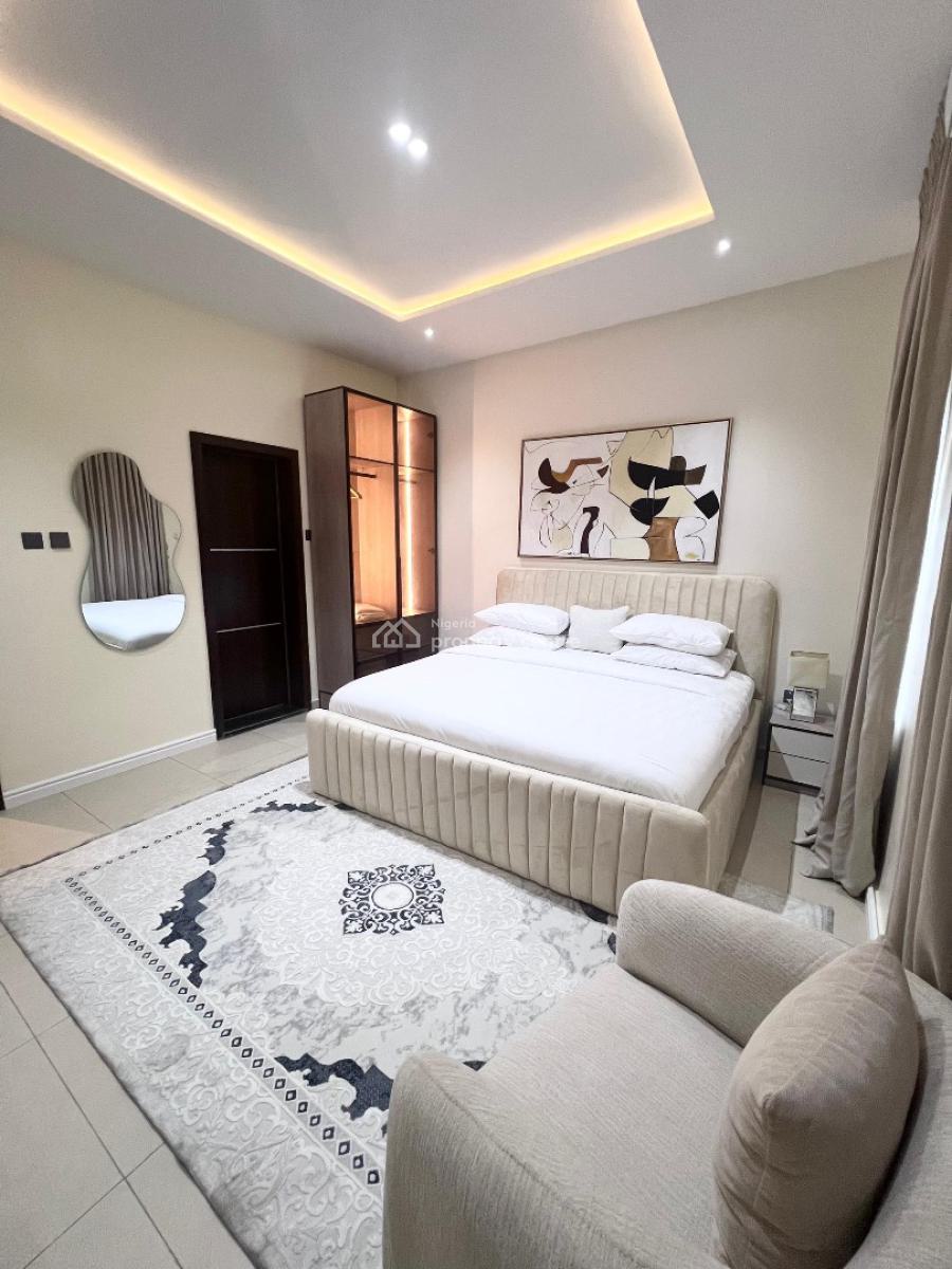 Luxury Two Bedroom with Ps5, Ikeja, Lagos, Flat / Apartment Short Let