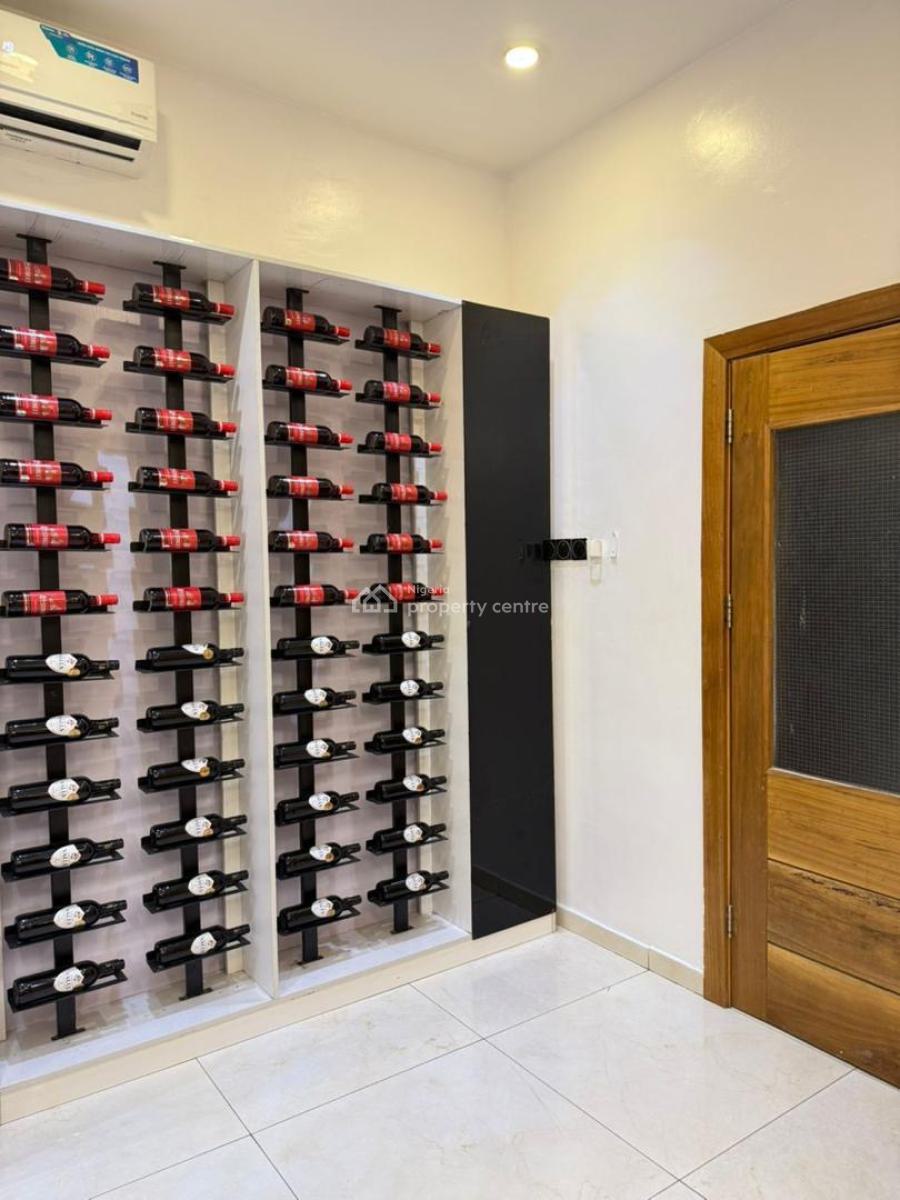 Luxury One Bedroom with Cinema, Osapa, Lekki, Lagos, Flat / Apartment Short Let