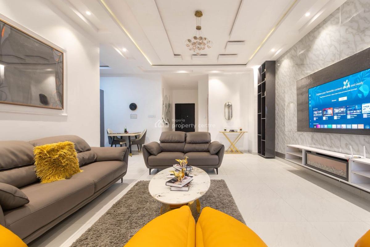 Luxury 1bedroom with Rooftop Pool, Gym & Ps5, Lekki Phase 1, Lekki, Lagos, Mini Flat (room and Parlour) Short Let