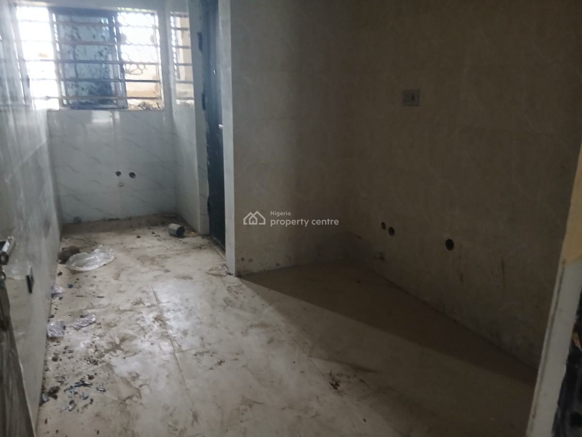 a Newly Built Spacious 3 Bedroom Flat Ensuite, Arowojobe Estate Maryland, Mende, Maryland, Lagos, Flat / Apartment for Rent