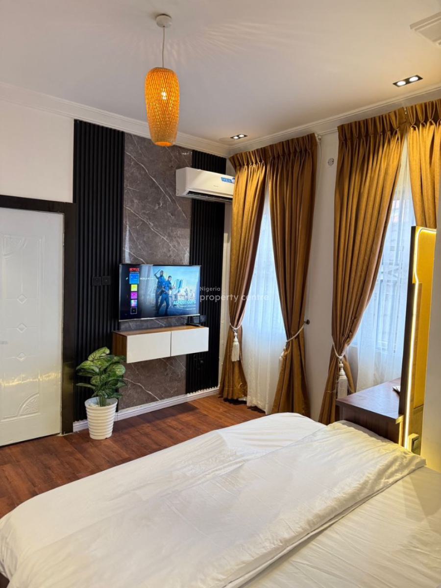 Luxyry 3bwdroom Apartment, Admiralty, Lekki Phase 1, Lekki, Lagos, Flat / Apartment Short Let