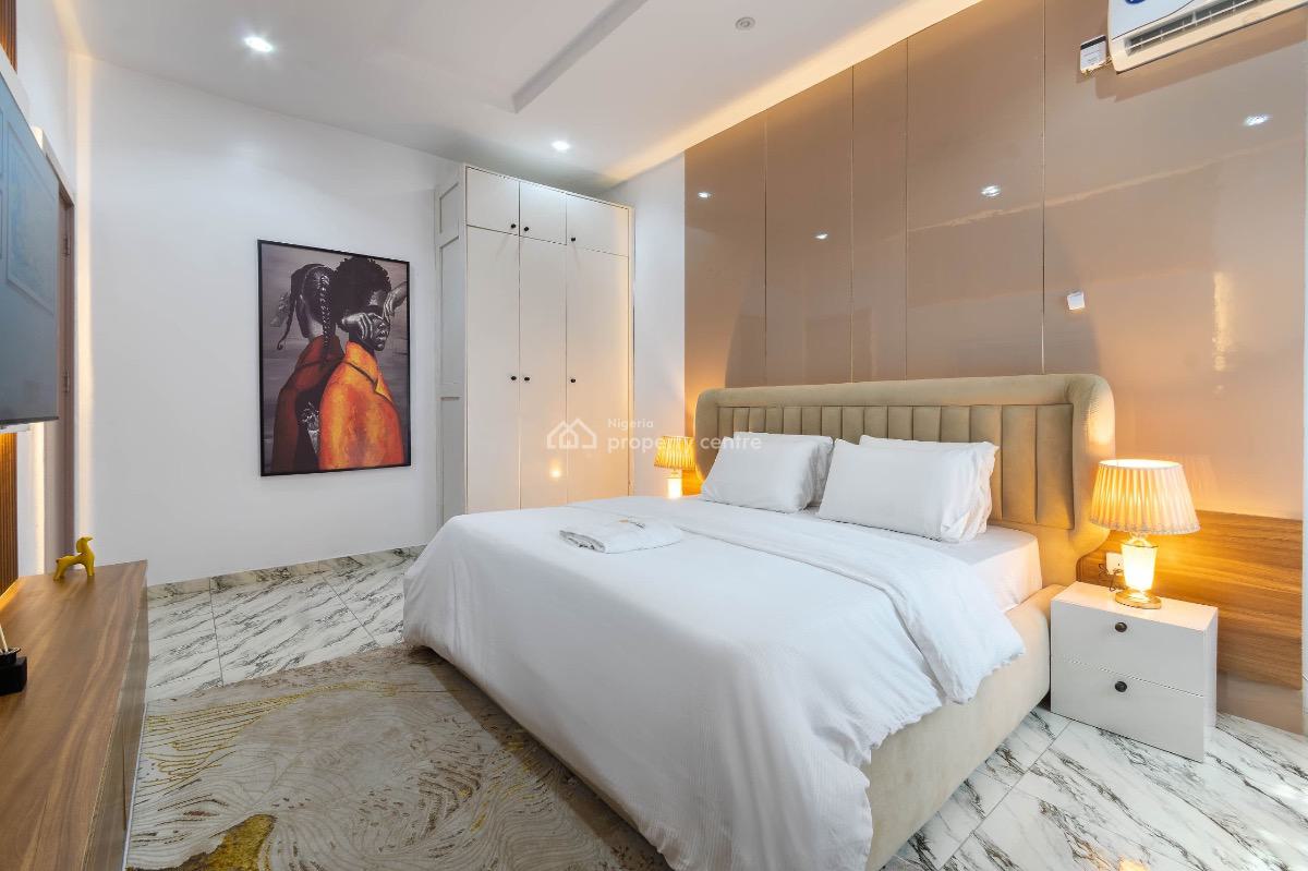 Luxurious 4 Bedroom Duplex with Swimming Pool,gym,ps5,snooker Board, &, Ivy Luxuria 2 Estate, Meadow Hall Way, Ikate Elegushi, Lekki, Lagos, House Short Let
