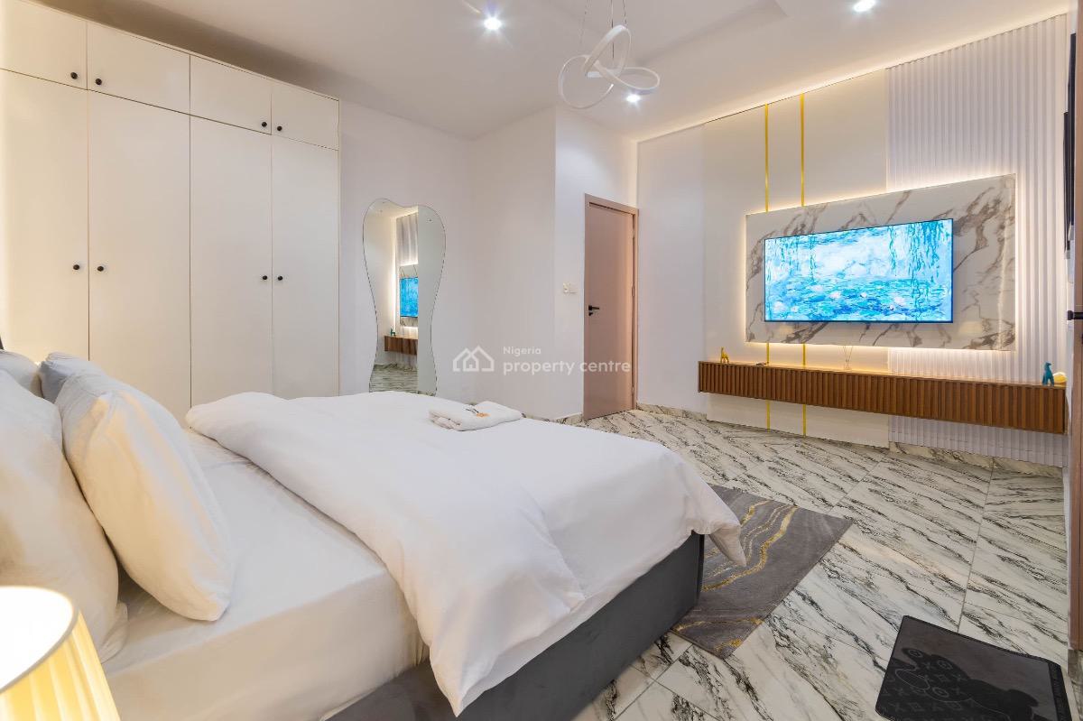 Luxurious 4 Bedroom Duplex with Swimming Pool,gym,ps5,snooker Board, &, Ivy Luxuria 2 Estate, Meadow Hall Way, Ikate Elegushi, Lekki, Lagos, House Short Let
