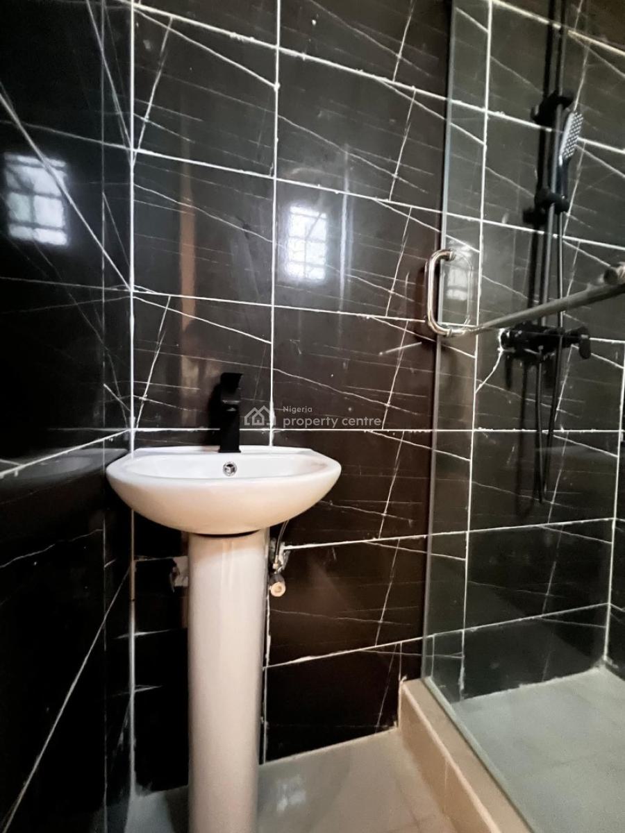2 Bedroom Flat with Tiled Toilets, Surulere, Lagos, Block of Flats for Sale