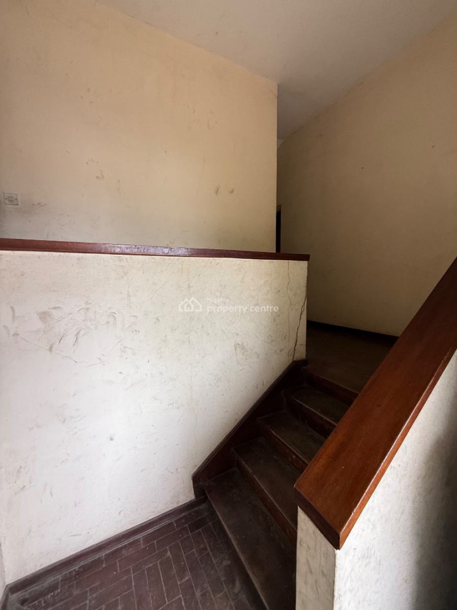 Land for Lease Measuring 3,160 Sqm with an Old Structure, Old Ikoyi, Ikoyi, Lagos, Restaurant / Bar for Rent