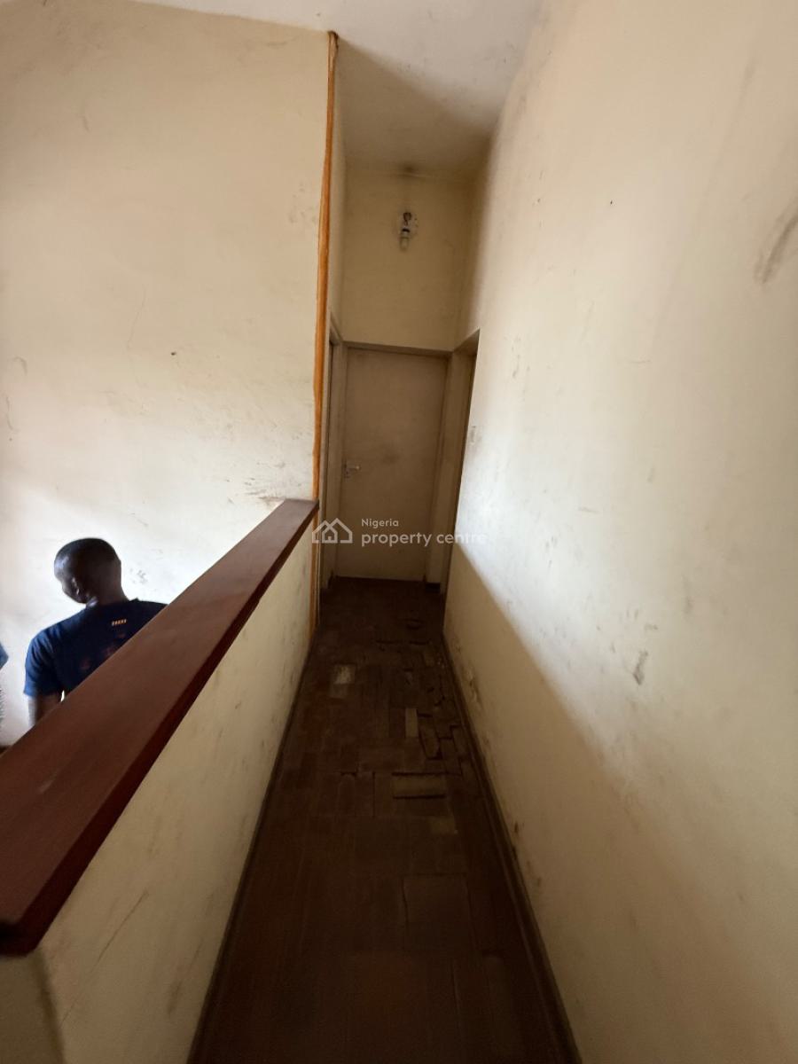 Land for Lease Measuring 3,160 Sqm with an Old Structure, Old Ikoyi, Ikoyi, Lagos, Restaurant / Bar for Rent