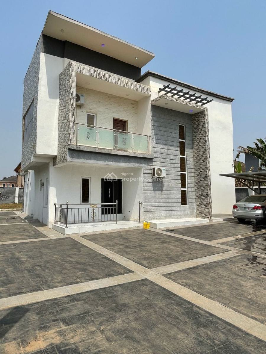 Four Bedroom Duplex at Alagbaka Gra, Alagbaka Gra, Akure, Ondo, Detached Duplex for Sale