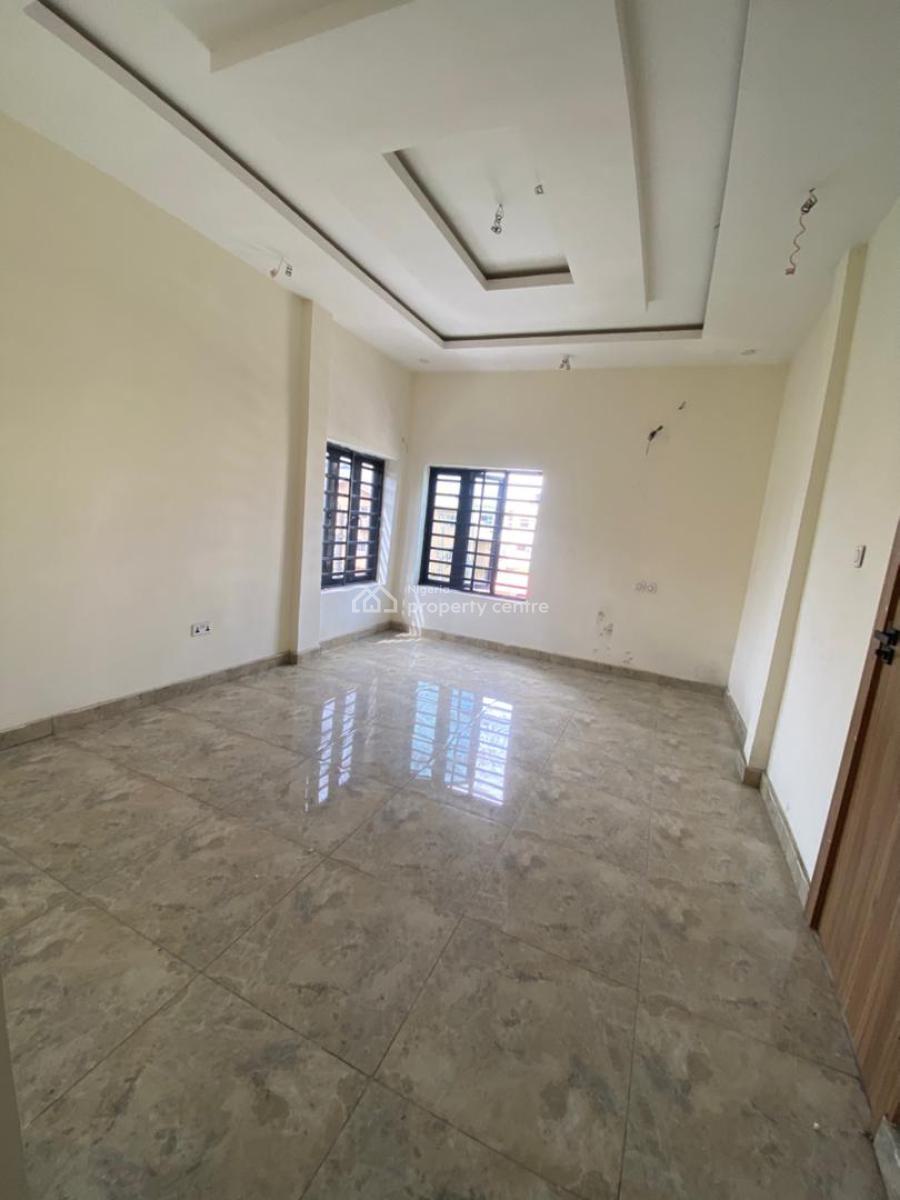 Four Bedroom Detached House, Lekki Right Hand Side, Lekki Phase 1, Lekki, Lagos, Terraced Duplex for Rent