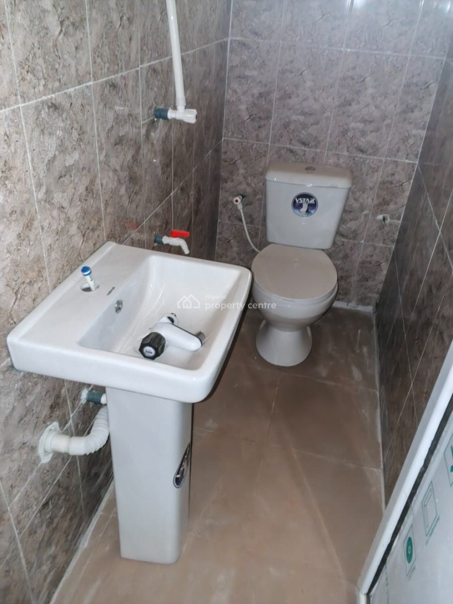 Newly Built Spacious Room and Parlour Self Contain All Tiles Floor Big, Itele Close to Ayobo Lagos, Ado-odo/ota, Ogun, Mini Flat (room and Parlour) for Rent