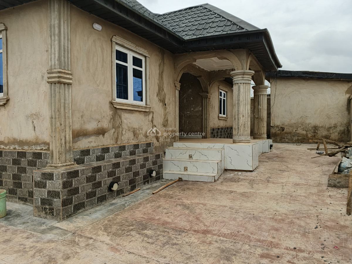 Newly Built Spacious Room and Parlour Self Contain All Tiles Floor Big, Itele Close to Ayobo Lagos, Ado-odo/ota, Ogun, Mini Flat (room and Parlour) for Rent