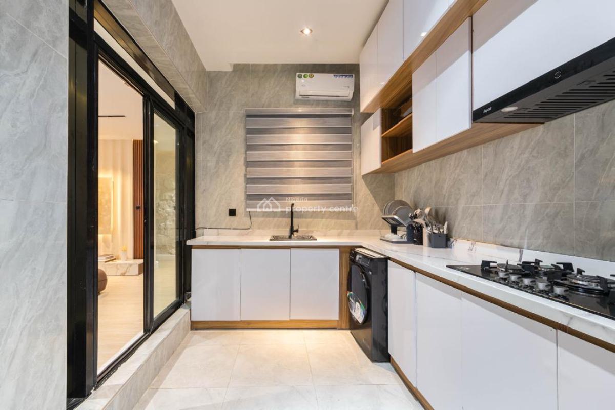 Tastefully Designed 3-bedroom Luxurious Smart-home Located in a Serene, Lekki Phase 1, Lekki, Lagos, Flat / Apartment Short Let