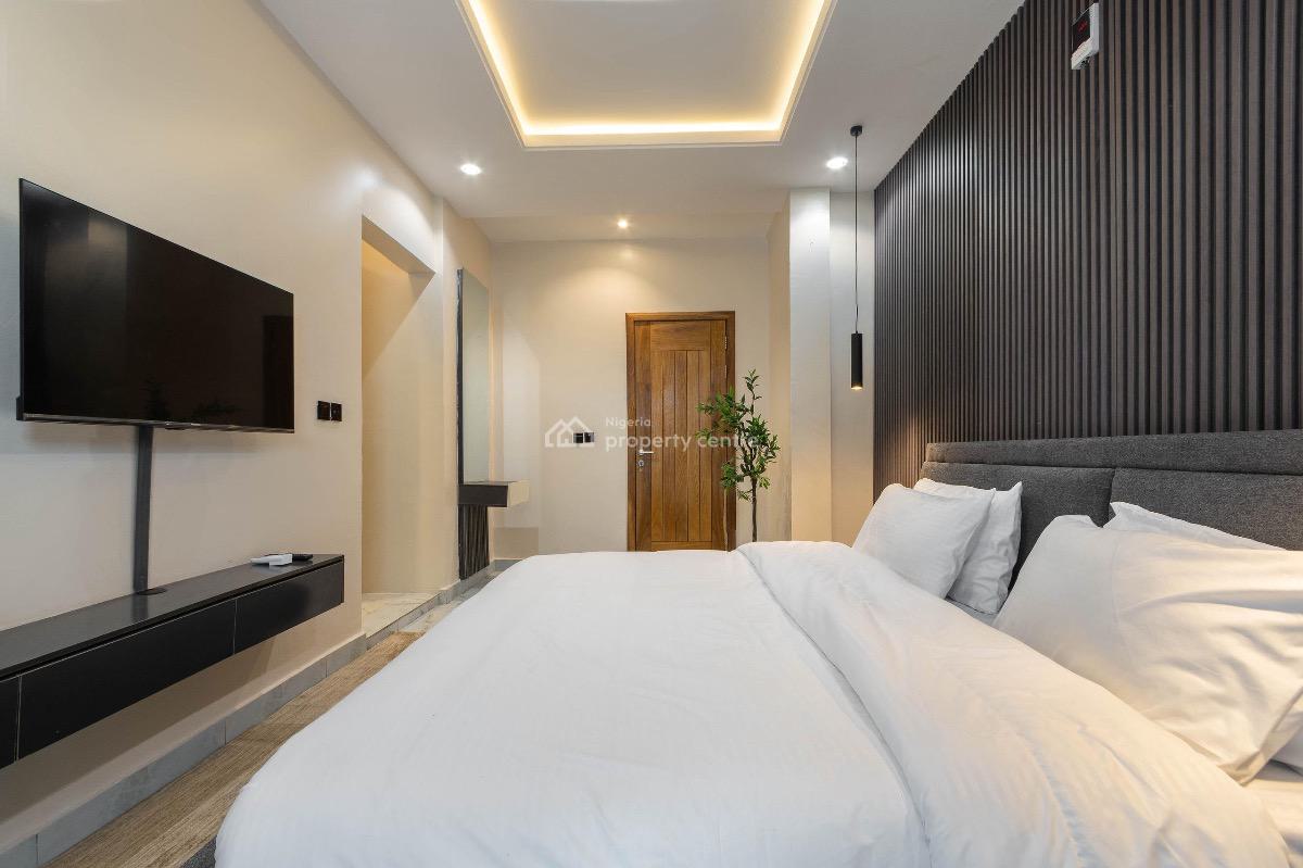 Lovely 🥰 2 Bedroom Apartment with Ps5, Swimming Pool  and Other a, Lekki Phase 1, Lekki, Lagos, Flat / Apartment Short Let
