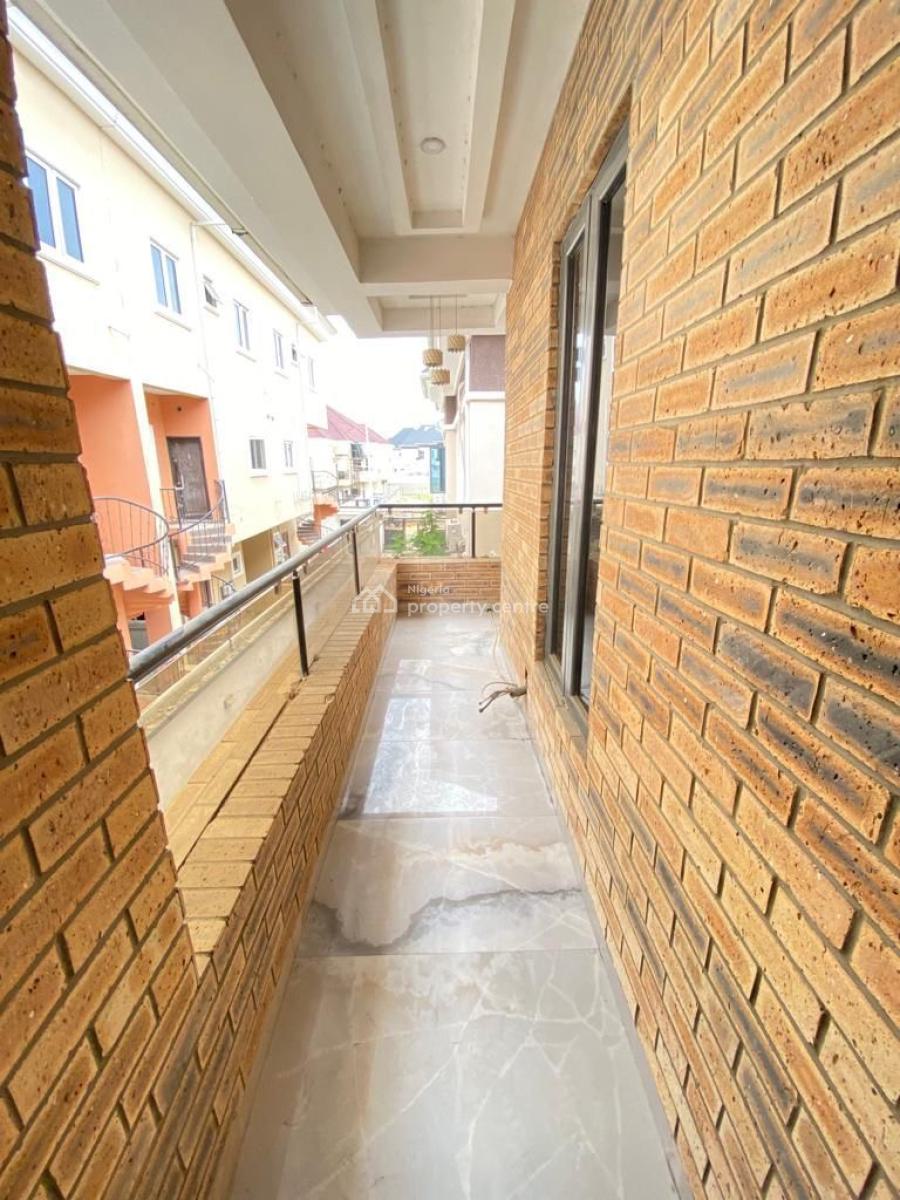 Spacious and Very Big Master Bedroom with Jacuzzi, Chevron Alternative Road Lekki, Lekki Phase 2, Lekki, Lagos, Self Contain (single Rooms) for Rent