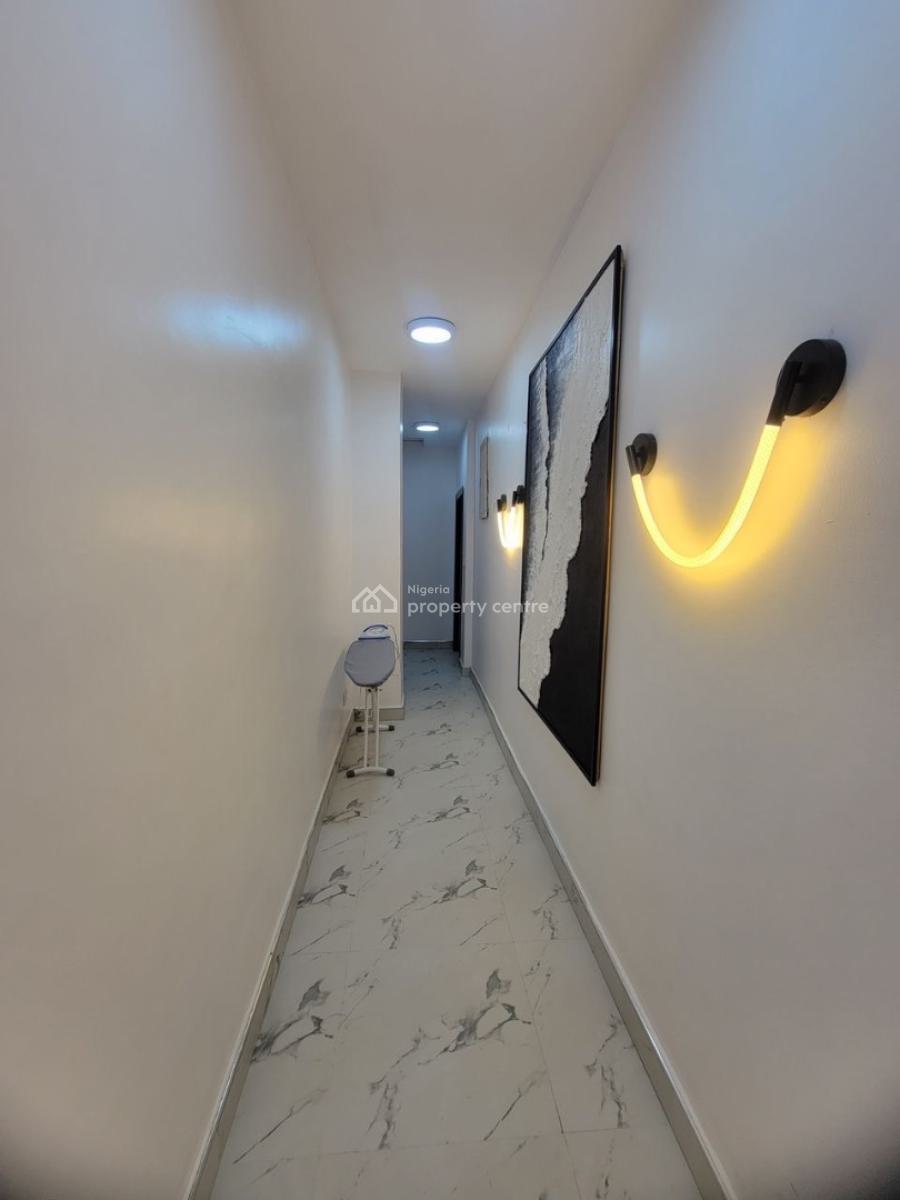Cute 2 Bedroom Apartment with Ps5, Salem Ikate, Ikate Elegushi, Lekki, Lagos, Flat / Apartment Short Let