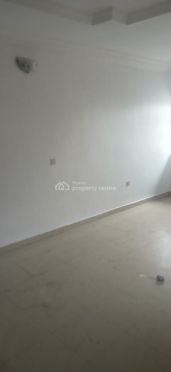 Newly Renovated 3bedroom Flat, Gateway Zone Magodo Phase 1 Gra Lagos, Gra Phase 1, Magodo, Lagos, Flat / Apartment for Rent