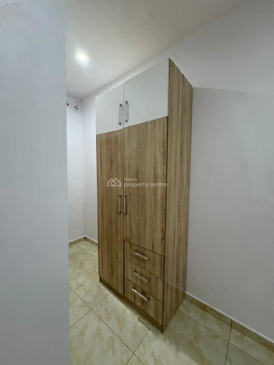 Standard Single Room Shared Apt (upstairs), Imperial Oak Royal Pine Estate Orchid Road, Lekki, Lagos, Self Contain (single Rooms) for Rent