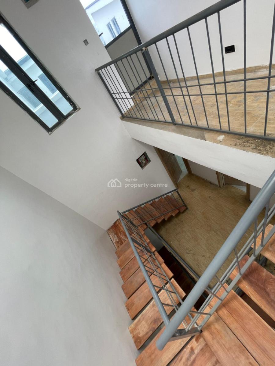 Exotic & Automated 5 Bedroom Duplex in Banana Island, Banana Island, Ikoyi, Lagos, Flat / Apartment for Sale