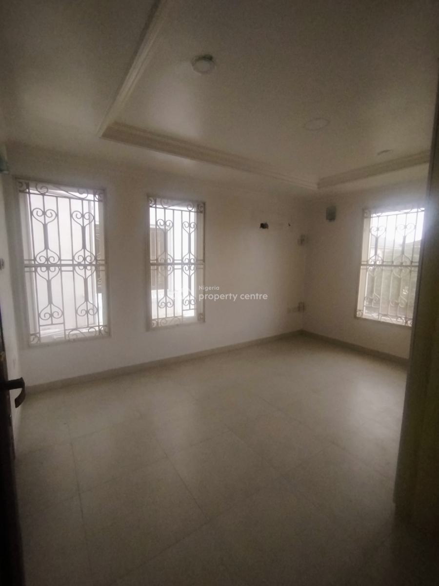 Newly Built, Fully Serviced Mini Flat Upstairs with 24/7 Power Supply, Off Admiralty Way, Lekki Phase 1, Lekki, Lagos, Mini Flat (room and Parlour) for Rent