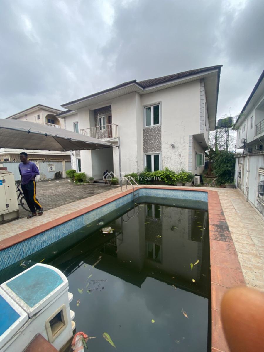 5bedroom Duplex with Bq, Swimming Pool Etc, Off Admiralty Way Lekki Phase 1, Lekki Phase 1, Lekki, Lagos, Semi-detached Duplex for Rent