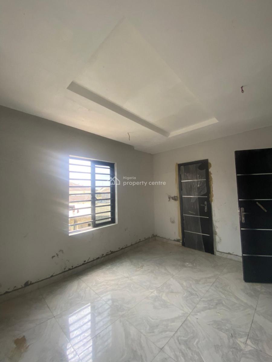 90% Ready to Move in! Luxury Maisonnette, Ikota, Lekki, Lagos, Flat / Apartment for Sale