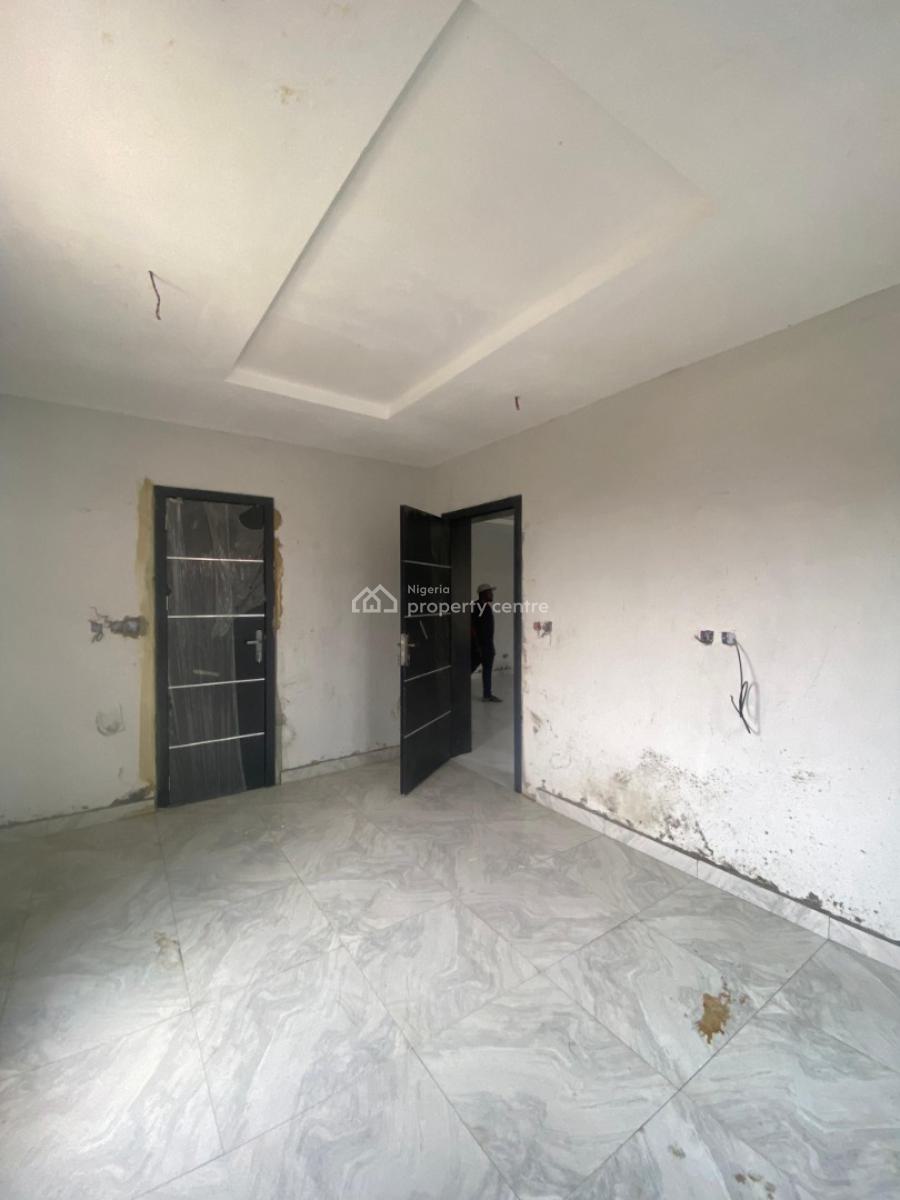 90% Ready to Move in! Luxury Maisonnette, Ikota, Lekki, Lagos, Flat / Apartment for Sale