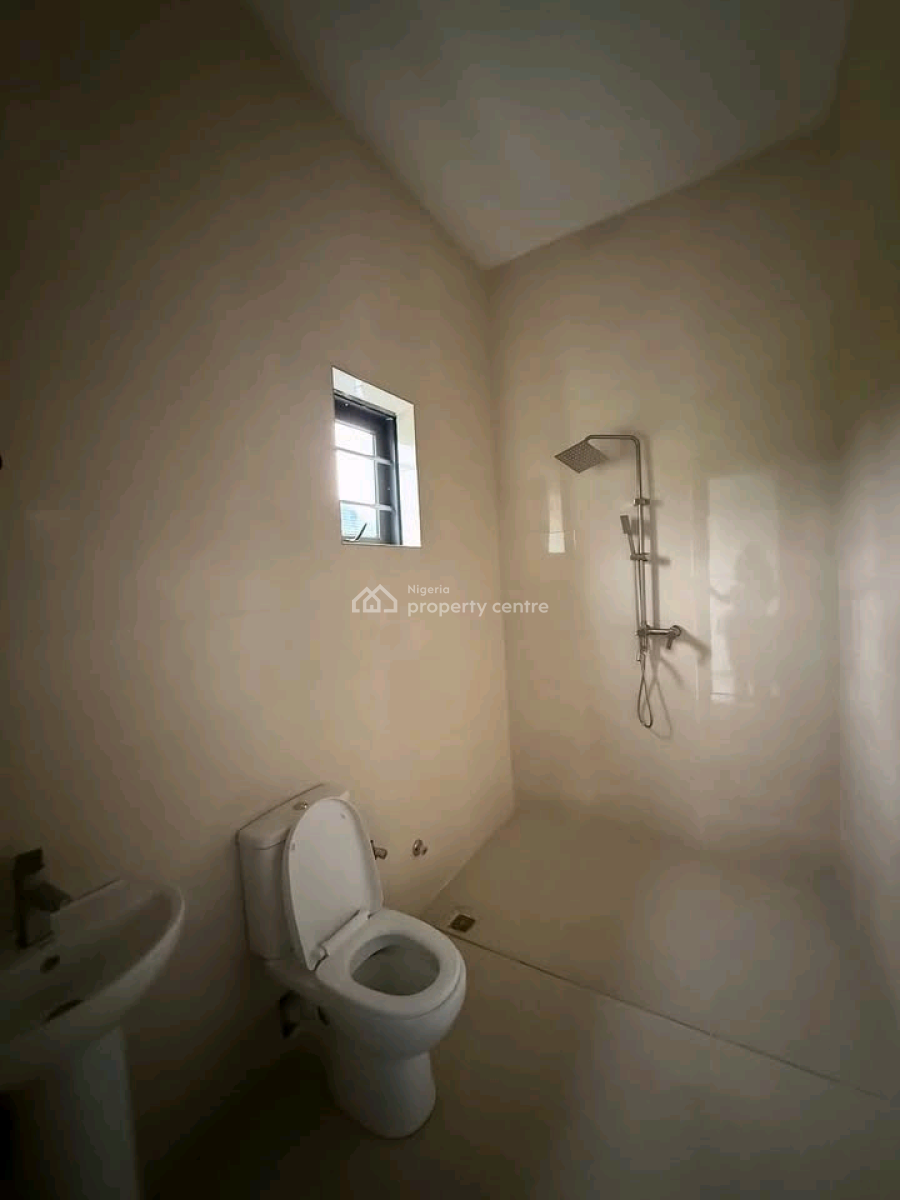3 Bedroom Detached Bungalow 2 Rooms Bq  Location: Karsana - Gwarinpa-a, Gwarinpa, Abuja, House for Sale
