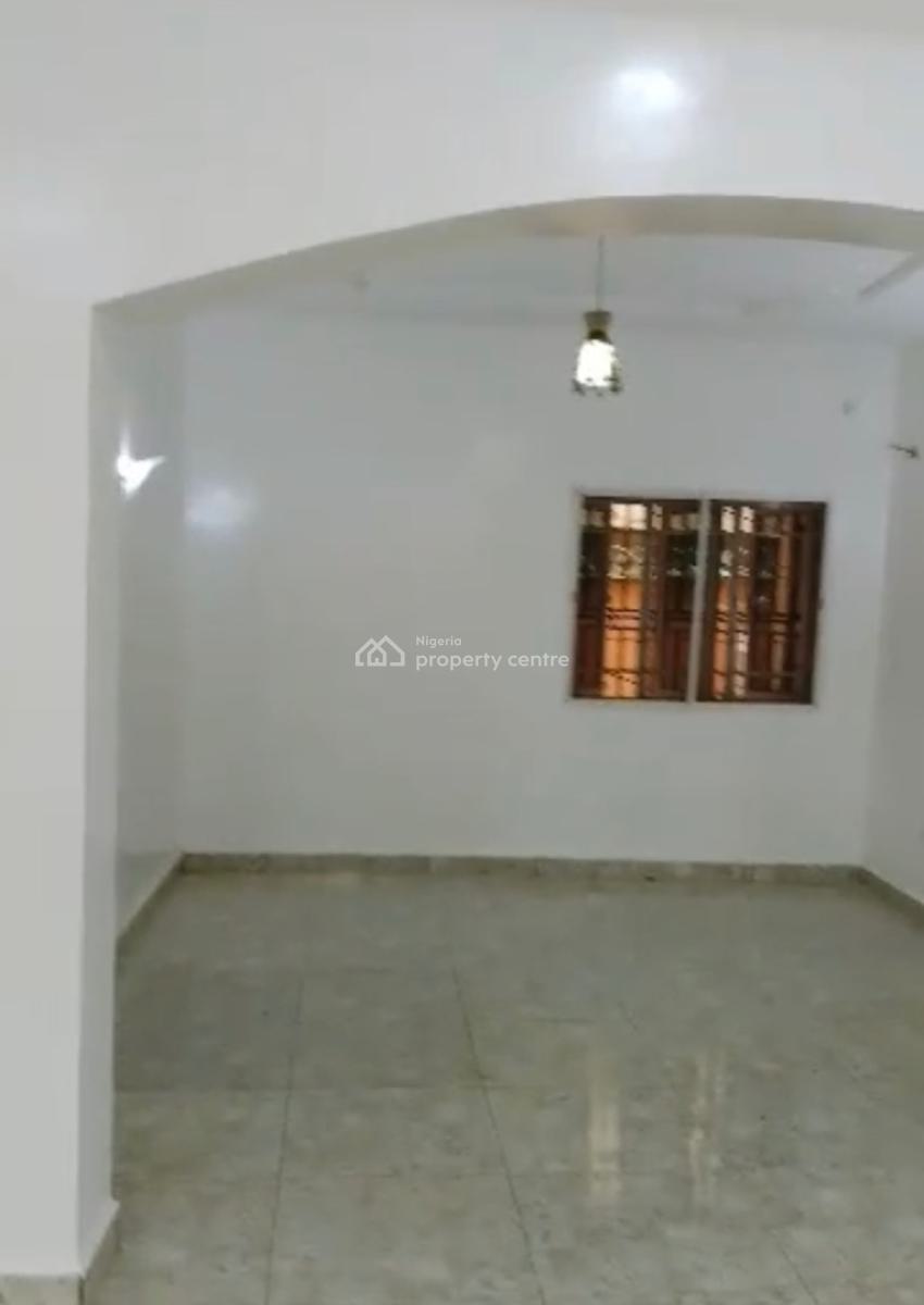 Tastefully Finished Spacious Standard 3 Bedroom Flat, By Living Faith Church, Jahi, Abuja, Flat / Apartment for Rent