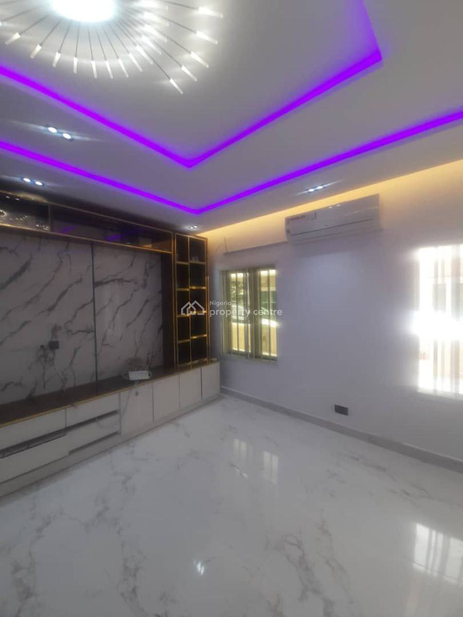 Distress 5bedroom Terrace Duplex with Bq,pool,lawn Tennis, Basketball,, Lekki Gardens Horizon Ii Estate By Meadow School Hall., Ikate Elegushi, Lekki, Lagos, Terraced Duplex for Sale