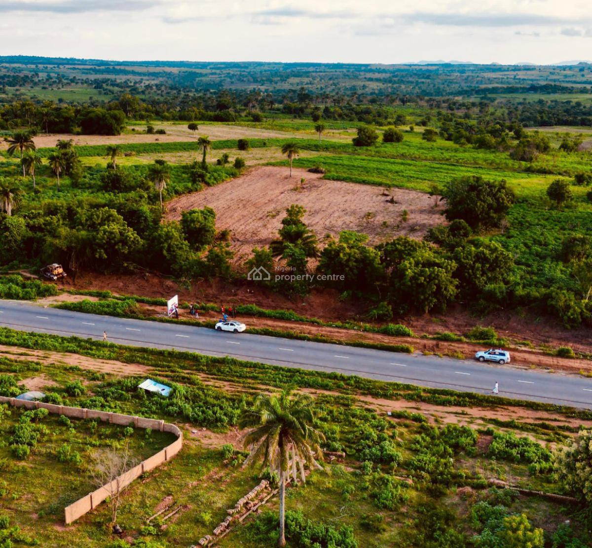 Plots & Acres of Residential Land, Along Moniya - Iseyin Road, Ibadan, Oyo, Residential Land for Sale
