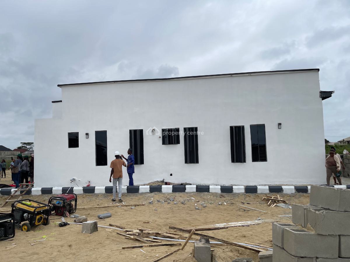 Luxury 3 Bedroom Off - Plan with Excellent Fa, Emerald Estate, Ogombo, Ajah, Lagos, Detached Bungalow for Sale
