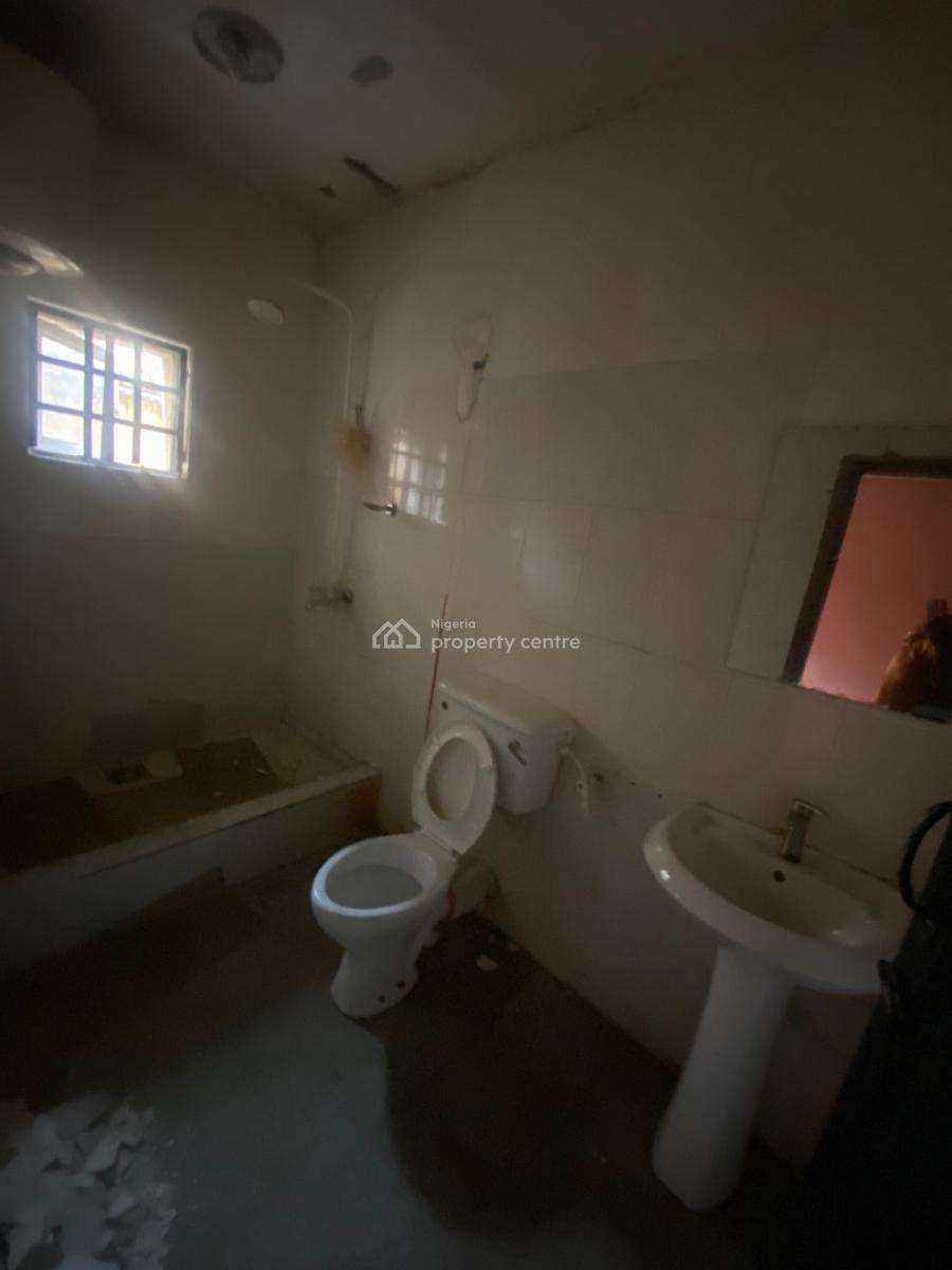Spacious Ground Floor 3-bedroom Flat Inside The Serene Lagos Homes, Akerele Lagos Homes Surulere Lagos, Surulere, Lagos, House for Rent