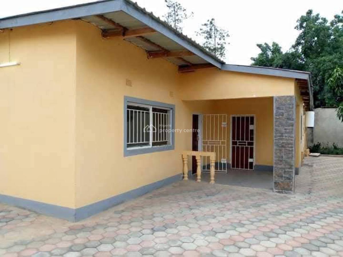 3 Bedroom Semi-detached Bungalow, Ikorodu, Lagos, Semi-detached Bungalow for Sale