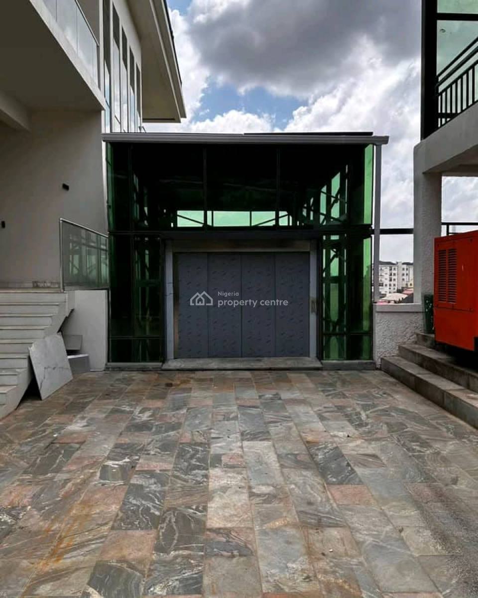 Smart 14-bedroom Dual Mansion   Features: Dual Living Area Dua, Maitama District, Abuja, House for Sale