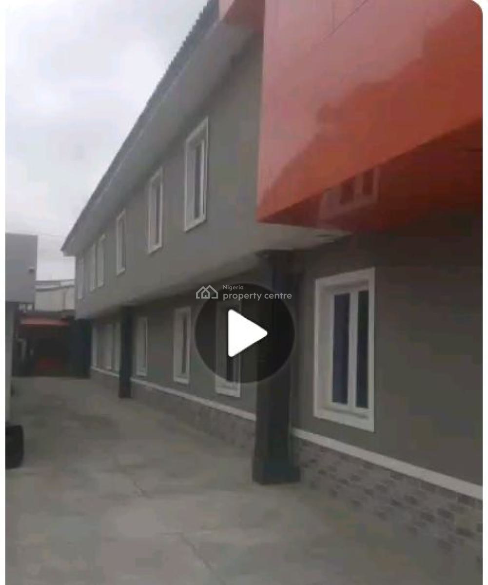 520 Sqm Open Space Good for Supermarket, Ogunnusi Road, Ogba, Ikeja, Lagos, Plaza / Complex / Mall for Rent