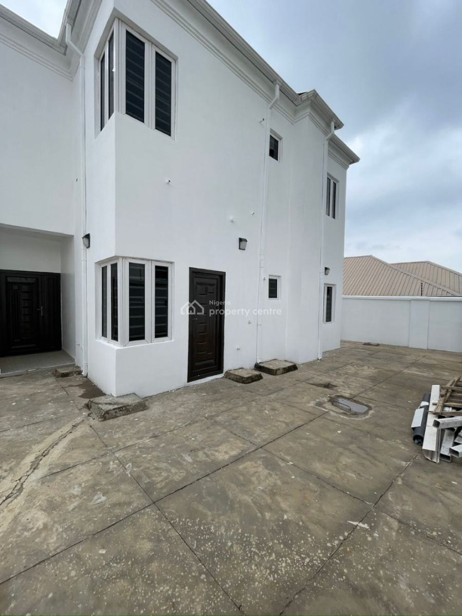 Well Finished Standard 2 Bedroom Apartment, Npg Estate, Akala, Akobo, Ibadan, Oyo, Flat / Apartment for Rent