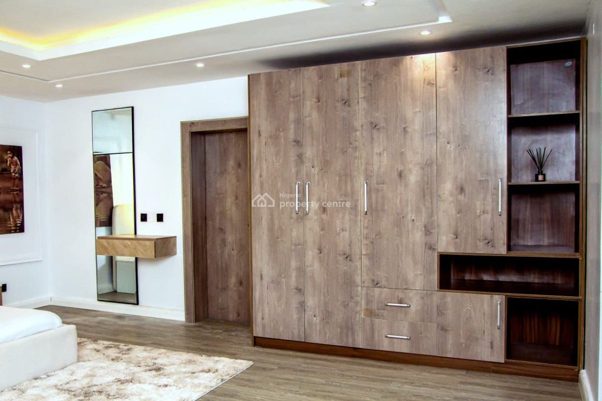 Tastefully Furnished and Serviced with 24/7 Power Supply 3 Bedroom En-, Victoria Island (vi), Lagos, Flat / Apartment for Rent