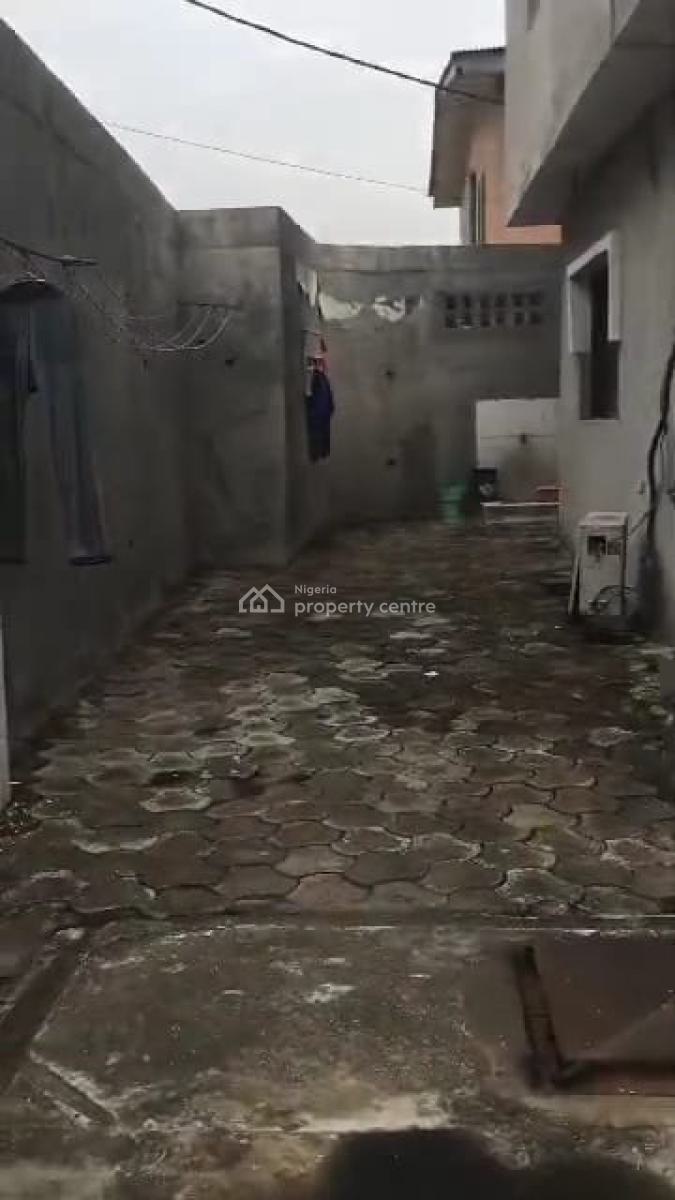 6 Bedroom Detached House with Boys Quarters, Off Okoya Thomas Close, Off Ogunlana Drive, Surulere, Lagos, House for Sale