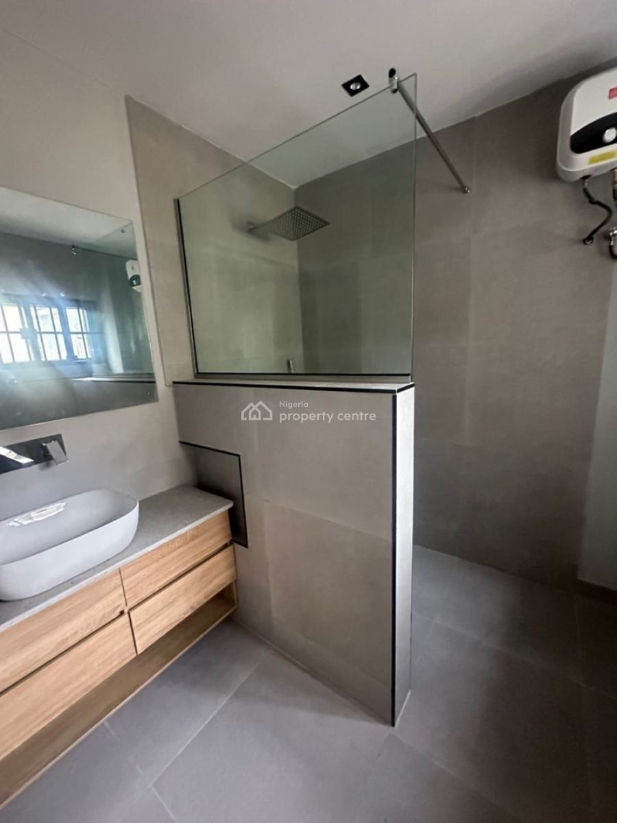 Standard Self Service 3 Bedroom Terrace with a Study Room and Bq, Dideolu Estate, Victoria Island (vi), Lagos, Flat / Apartment for Rent