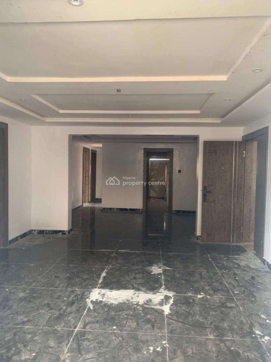 Spacious Self Serviced 3 Bedroom Apartment with Bq, Off Admiralty Way, Lekki Phase 1, Lekki, Lagos, Flat / Apartment for Rent