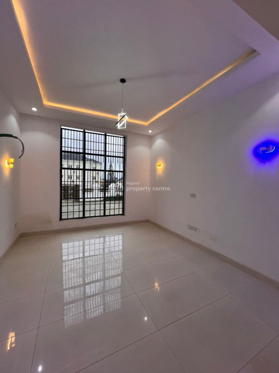 Luxuriously Built 7 Bedroom Mansion, with 5 Living Rooms, Guzape District, Abuja, Detached Duplex for Sale