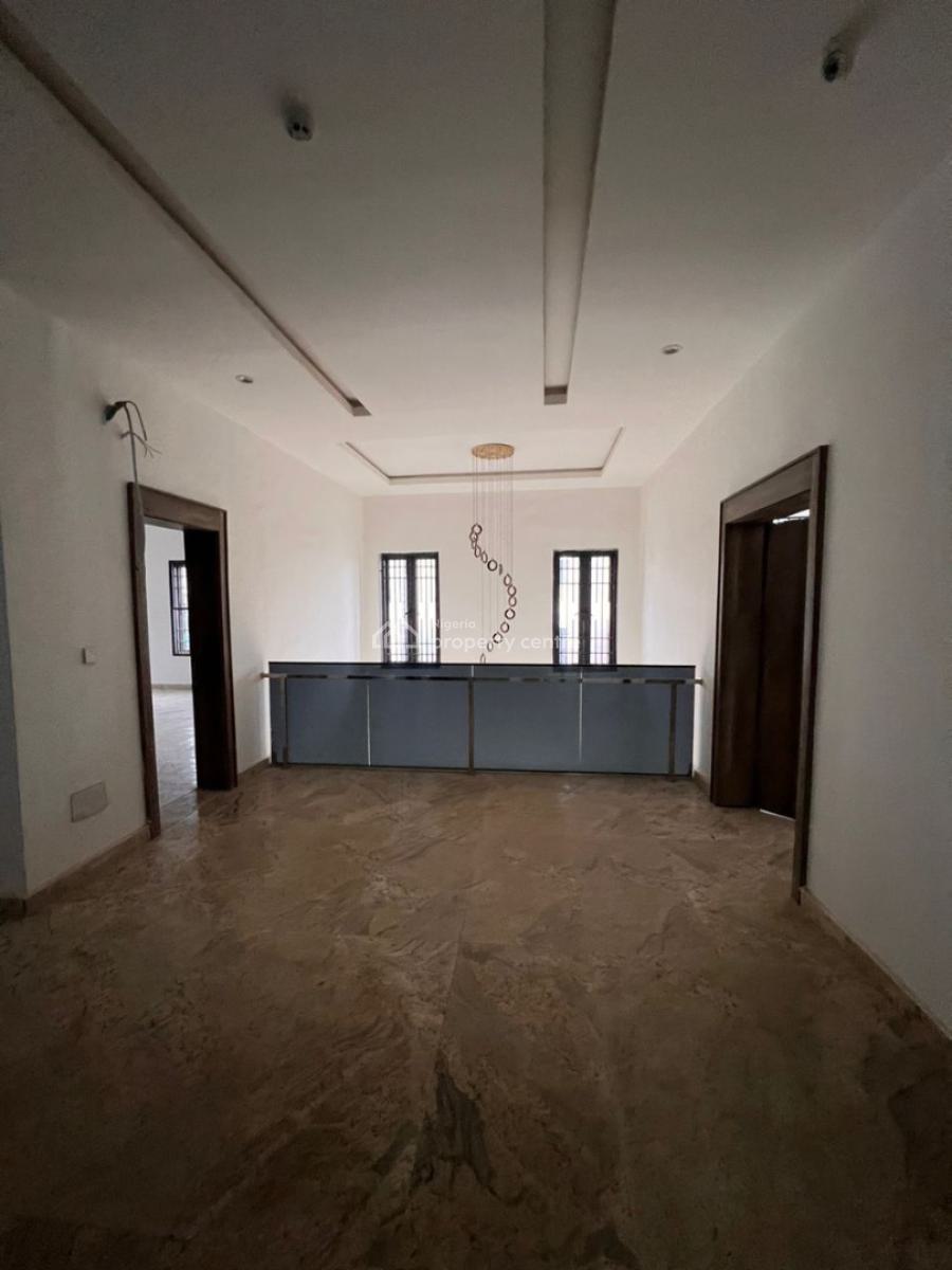 Luxuriously Built 7 Bedroom Mansion, with 5 Living Rooms, Guzape District, Abuja, Detached Duplex for Sale