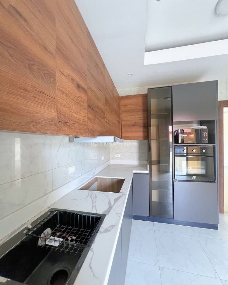 Amazing 3 Bedroom Apartment with a Bq, Victoria Island (vi), Lagos, Flat / Apartment for Sale