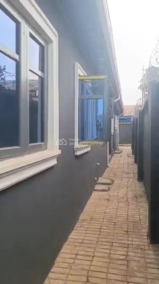 Distressed Bungalow at Ayobo, Ipaja, Lagos State., Ayobo, Ipaja Lagos, Ayobo, Lagos, Detached Bungalow for Sale
