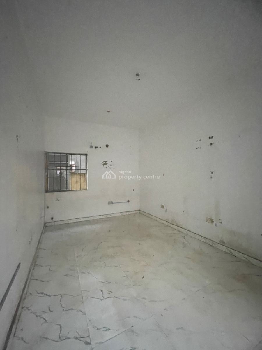 Shops Facing The Road in a Strategic Location, Ajah, Ajah, Lagos, Commercial Property for Rent